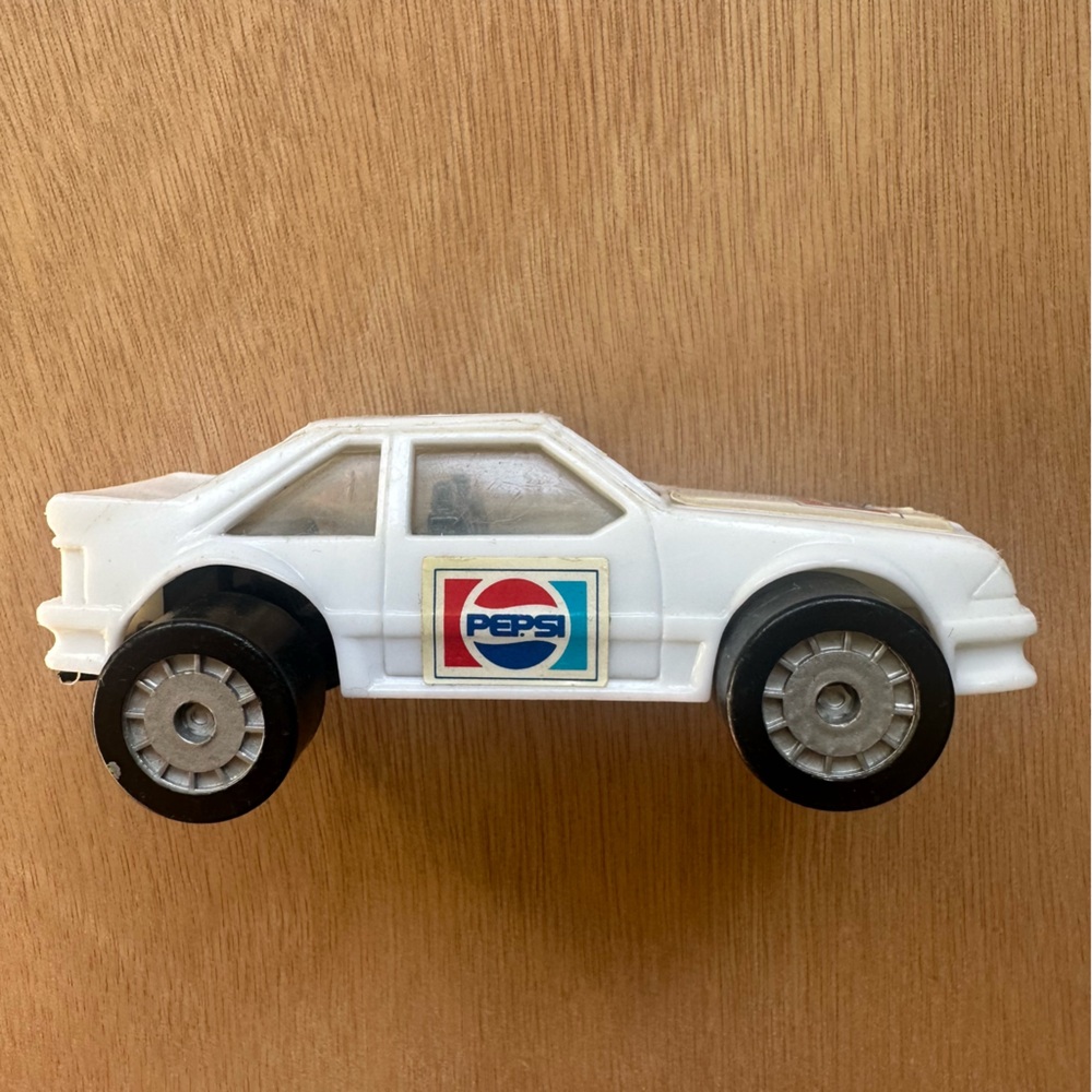 Vinage 1987 Pepsi Remco Original Racing Toy Car